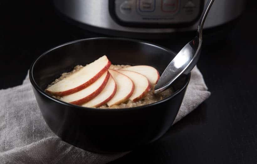 Healthy Hearty Instant Pot Oatmeal Recipe (Pressure Cooker Oatmeal): Make this creamy apple cinnamon oatmeal to comfort and warm your heart in the morning!