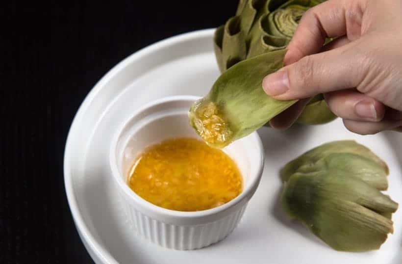 Fresh artichokes with butter garlic dipping sauce