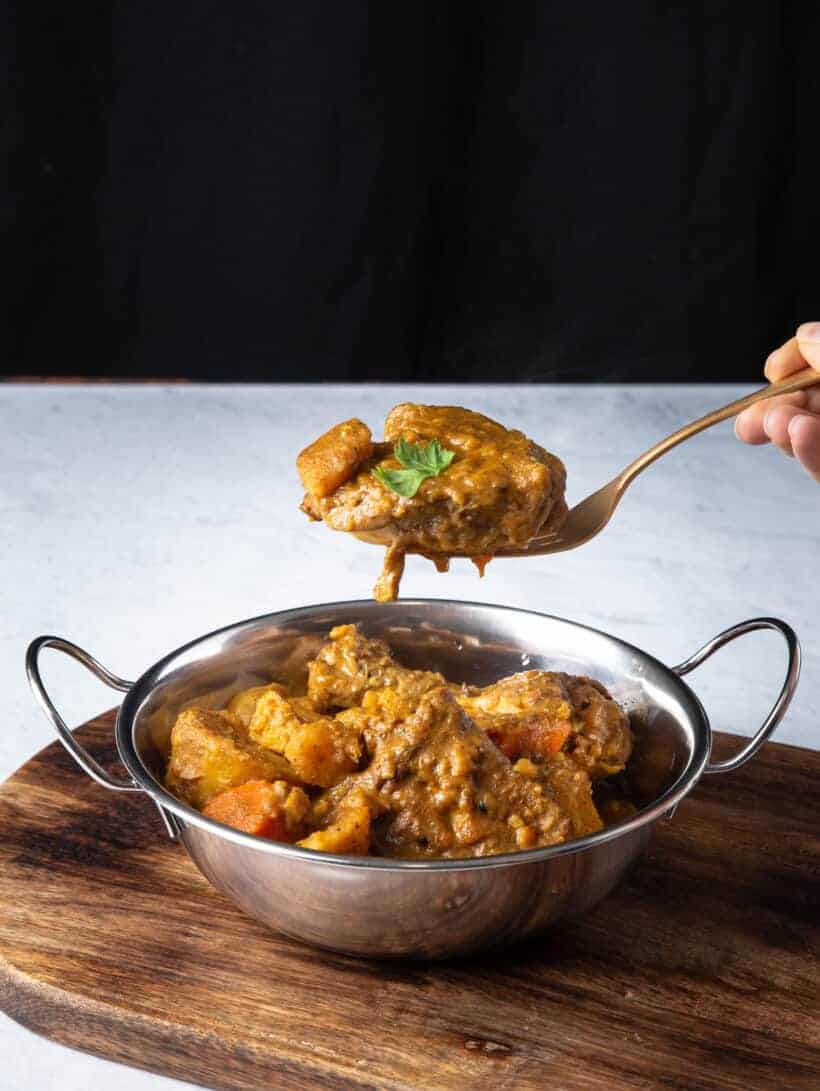 instant pot chicken curry | curry chicken instant pot | pressure cooker chicken curry | instant pot coconut curry chicken | instant pot chicken curry coconut milk | instant pot chicken curry with potatoes  #AmyJacky #InstantPot #PressureCooker #chicken #recipe