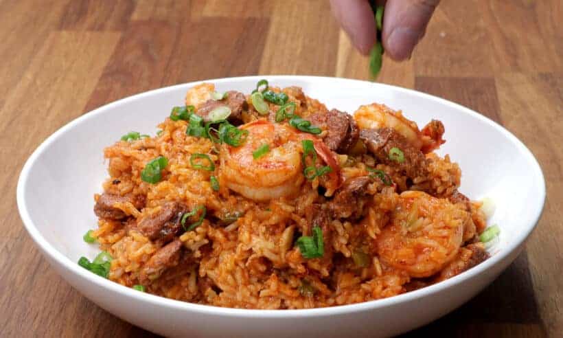 garnish jambalaya wish green onions   #AmyJacky #InstantPot #PressureCooker #recipe #chicken #cajun