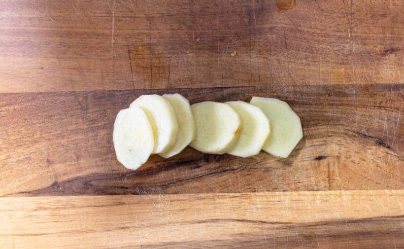 Instant Pot Chinese Sweet Potato Soup: cut ginger slices