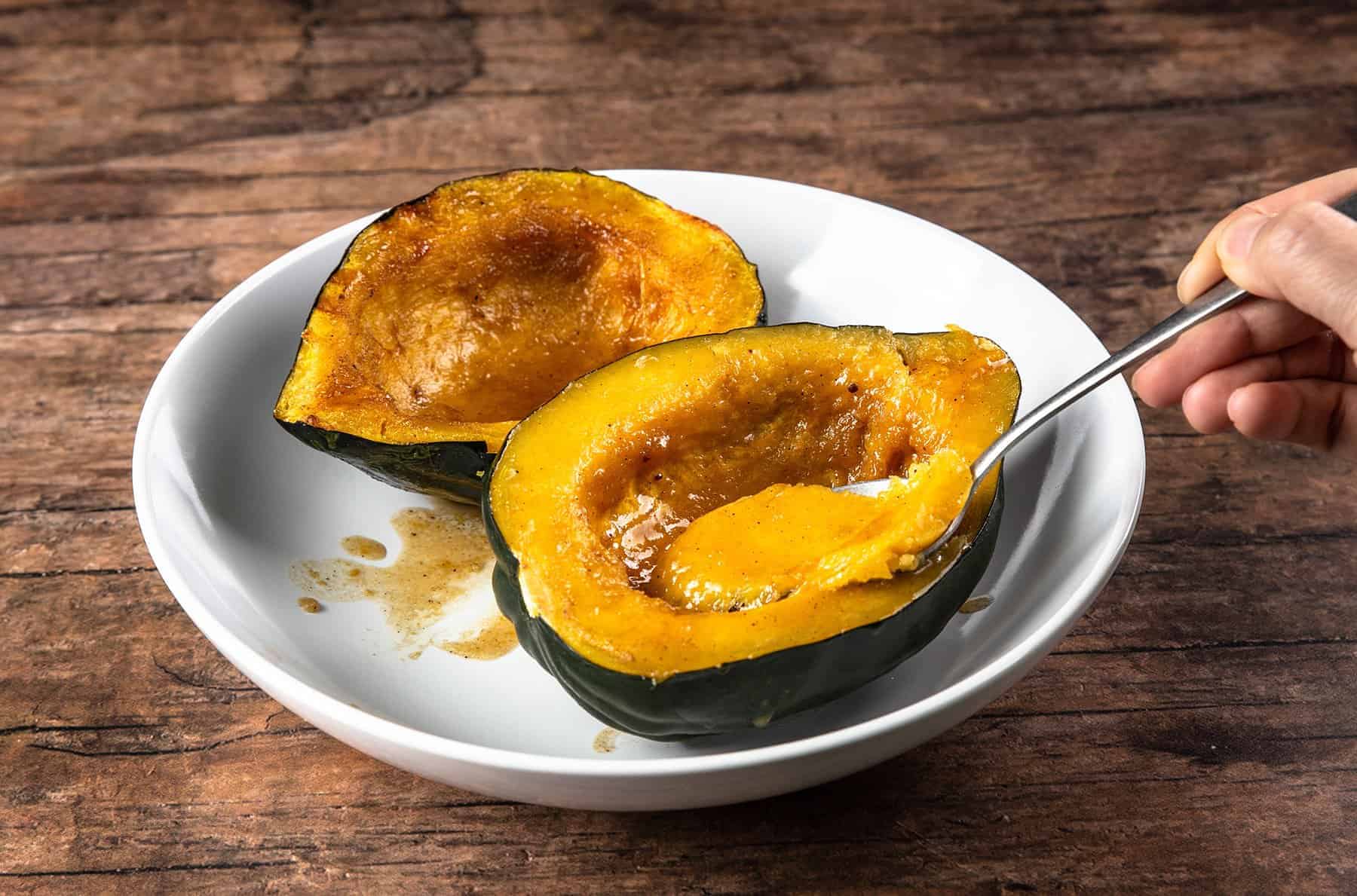 instant pot acorn squash | acorn squash in instant pot | pressure cooker acorn squash | cooking acorn squash | roasted acorn squash | baked acorn squash | airfryer acorn squash #AmyJacky #InstantPot #AirFryer #recipe #winter