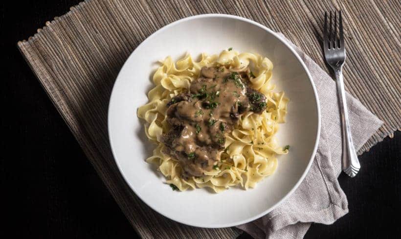 Make Umami Instant Pot Beef Stroganoff Recipe (Pressure Cooker Beef Stroganoff)! A satisfying mouthful sensation of tender beef in addictive umami sauce.