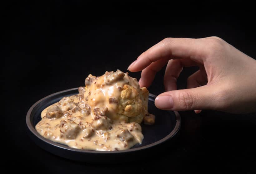 instant pot sausage gravy | instant pot biscuits and gravy | sausage gravy in Instant Pot | biscuits and gravy | sausage gravy | sausage gravy and biscuits | biscuits and gravy sausage | pressure cooker sausage gravy | biscuits | southern  #AmyJacky #InstantPot #PressureCooker #recipe #breakfast