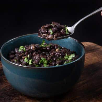 Instant Pot Black Beans | Pressure Cooker Black Beans | Instant Pot Beans | Pressure Cooker Beans | Black Beans Recipes | Instant Pot Vegetarian | Healthy Instant Pot Recipes | how to cook black beans #AmyJacky #InstantPot #recipes #sides #mexican