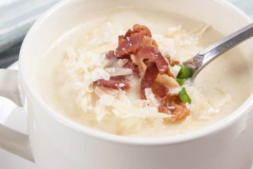 Instant Pot Thanksgiving Recipes: Instant Pot Cauliflower Potato Soup (Pressure Cooker Cauliflower Potato Soup)