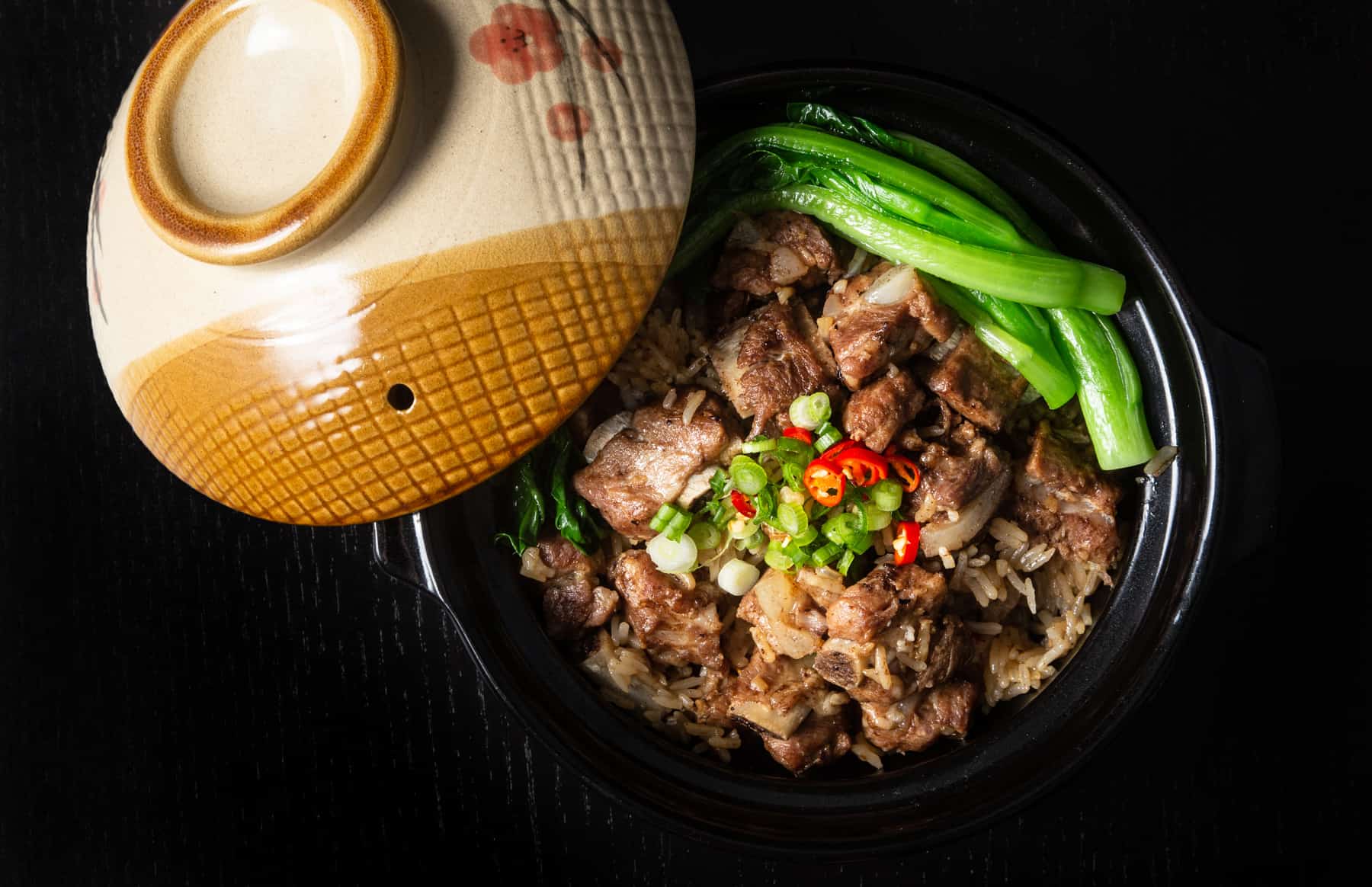 Instant Pot Spare Ribs and Rice (Pressure Cooker) 豉汁排骨飯. Super Easy and Quick One Pot Meal. Deliciously tender black bean sauce spare ribs with comforting flavorful rice. #instantpot #pressurecooker #ribs #chinese #recipes #onepotmeal