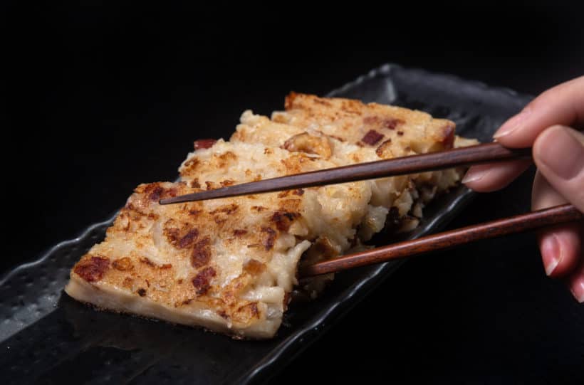 Instant Pot Turnip Cake (Lo Bak Go) 蘿蔔糕