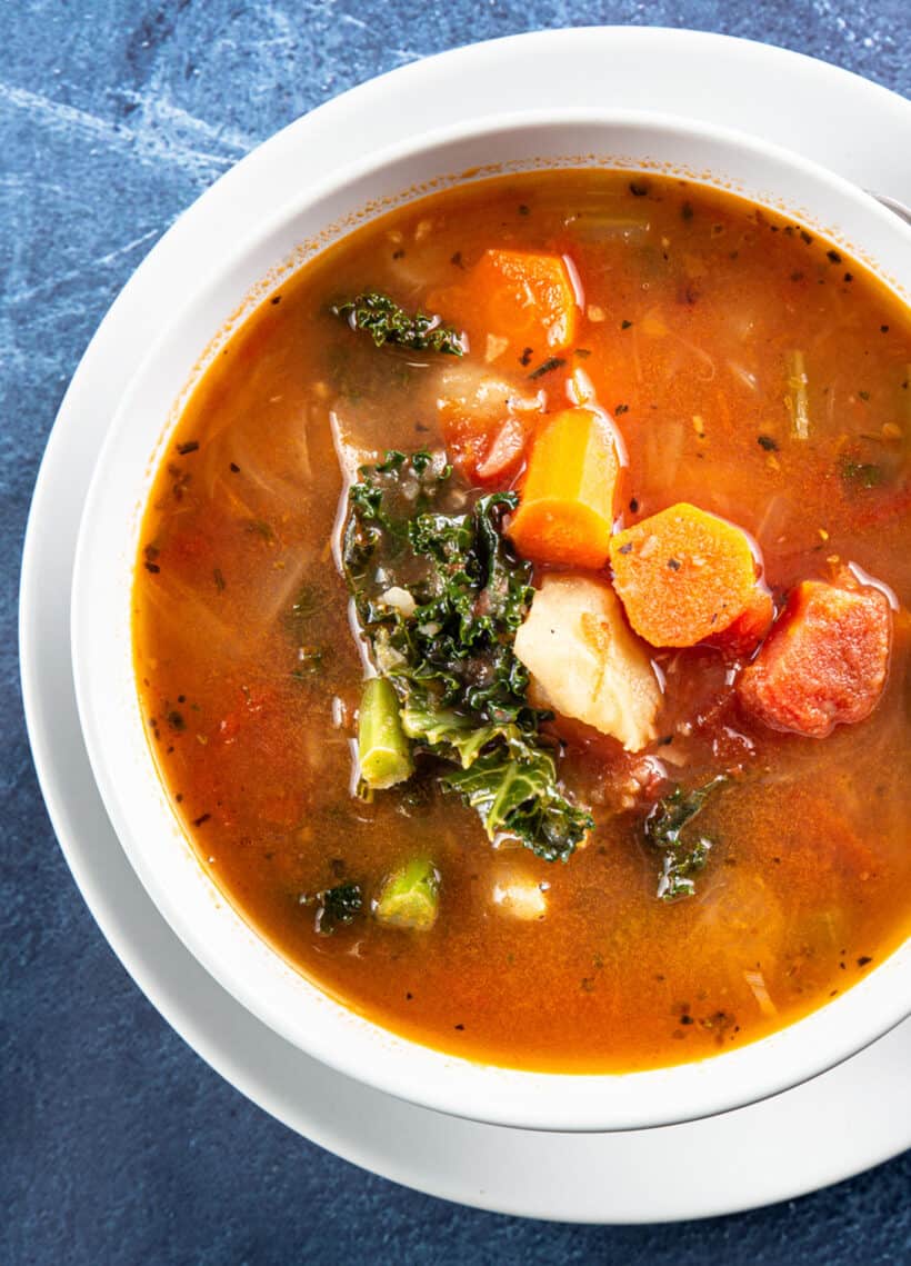 Instant Pot Vegetable Soup (Instant Pot Veggie Soup): this savory-tangy Pressure Cooker Vegetable Soup is packed with flavors, nutrients, and satisfying textures. Comforting, healthy, yet deliciously easy-to-eat, feel-good vegetarian soup.