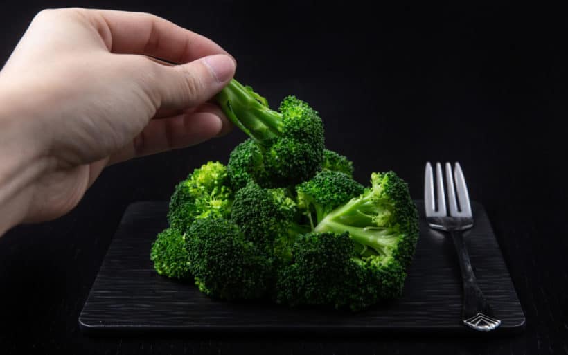 Steamed Broccoli Recipe: Make Easy & Quick Steamed Broccoli in Instant Pot with perfect texture every time! Deliciously healthy side dish. #instantpot #pressurecooker #vegan #vegetarian #recipe #keto #paleo