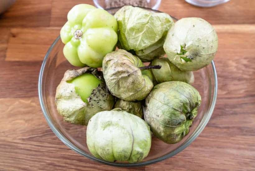 how to prepare tomatillos for chile verde #AmyJacky #InstantPot #PressureCooker #recipe #mexican